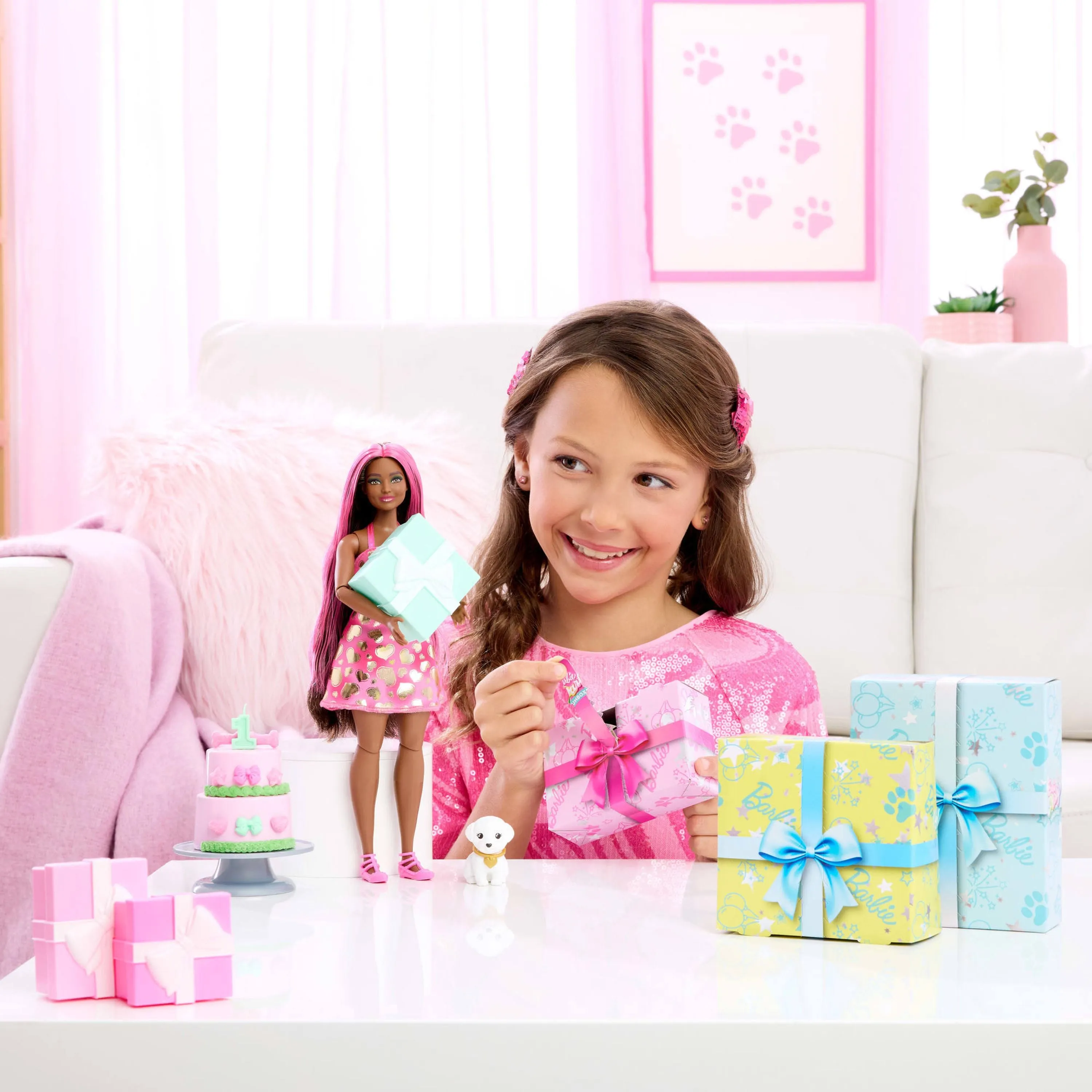 Barbie Party Unboxed Doll - Shimmerin' Hearts Set