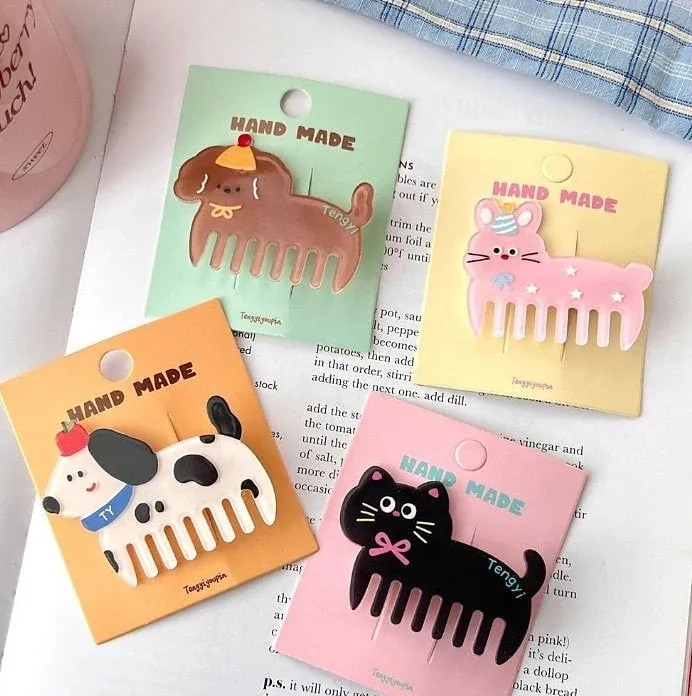 Brush Hairpin | Black Cat