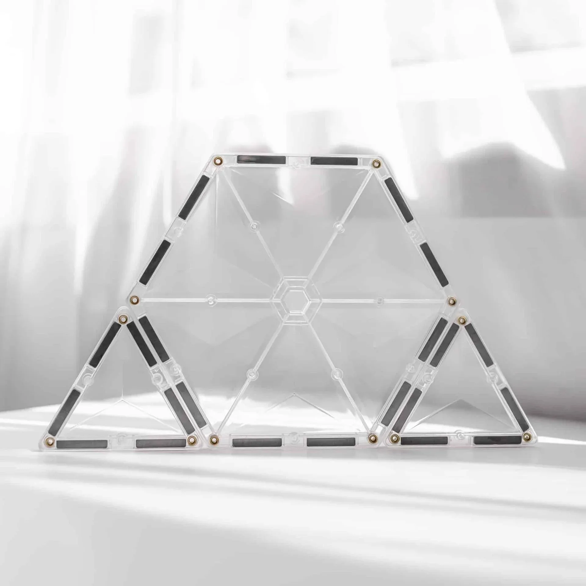 Connetix Magnetic Tiles Clear Starter Pack 34 pc