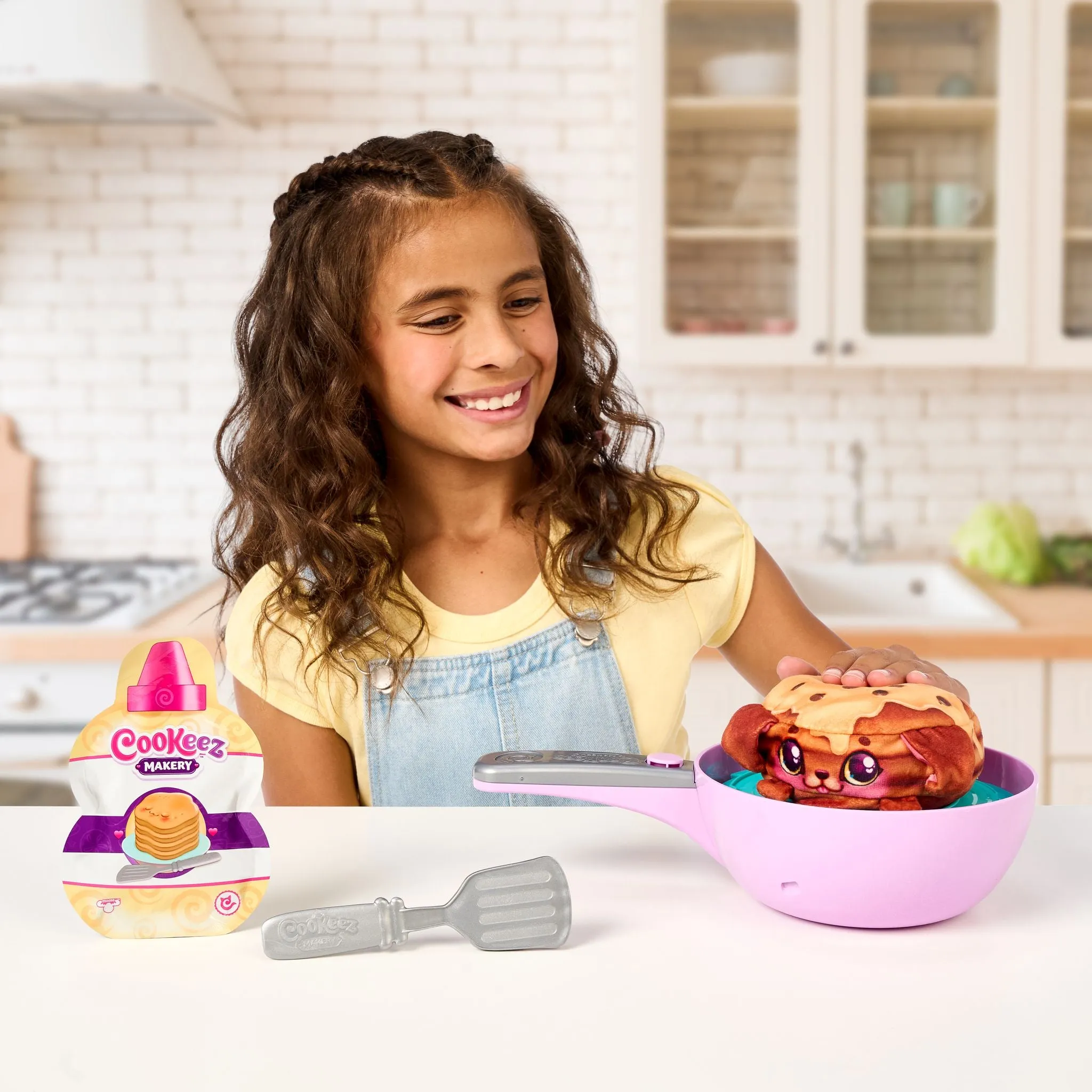 Cookeez Makery Series 2 Pancake Treatz Playset