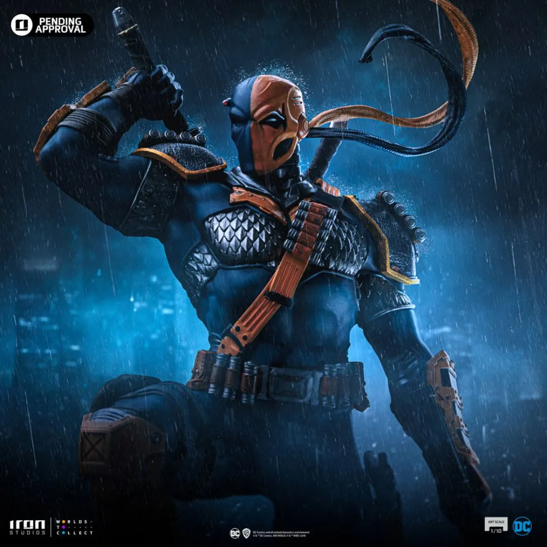 Death Stroke Statue  Statue By Iron Studios