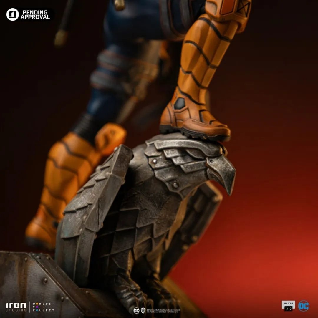 Death Stroke Statue  Statue By Iron Studios