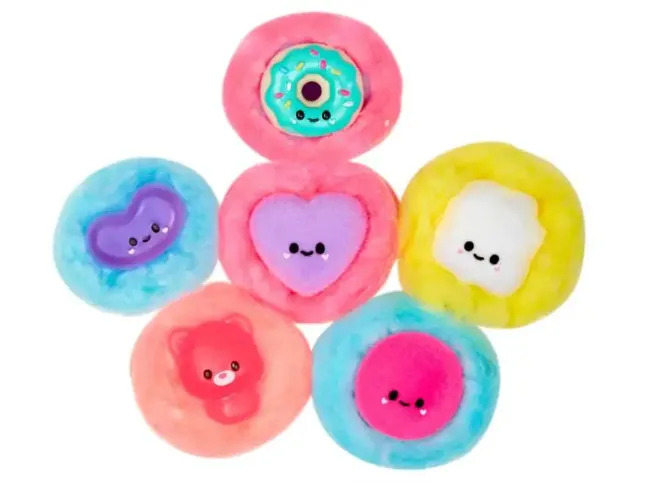 Fluffie Stuffiez Mini Round Candy And Heart Figure