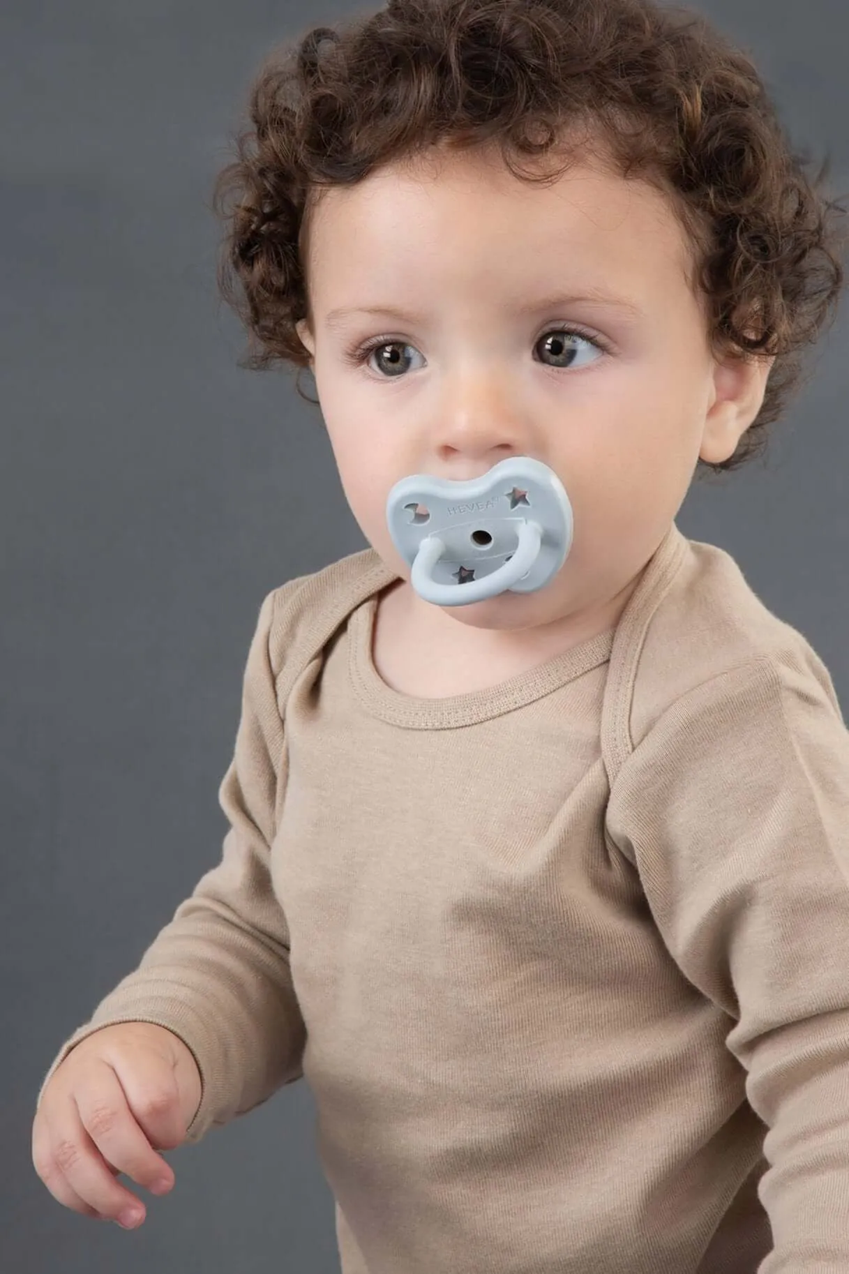 Hevea Pacifier 2-pack Orthodontic | Cottage Blue & Gorgeous Grey 3-36 months POUCH