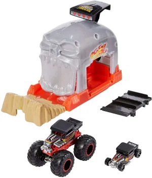 Hot Wheels GKY02 Monster Trucks Pit and Launch Bone Shaker Playset