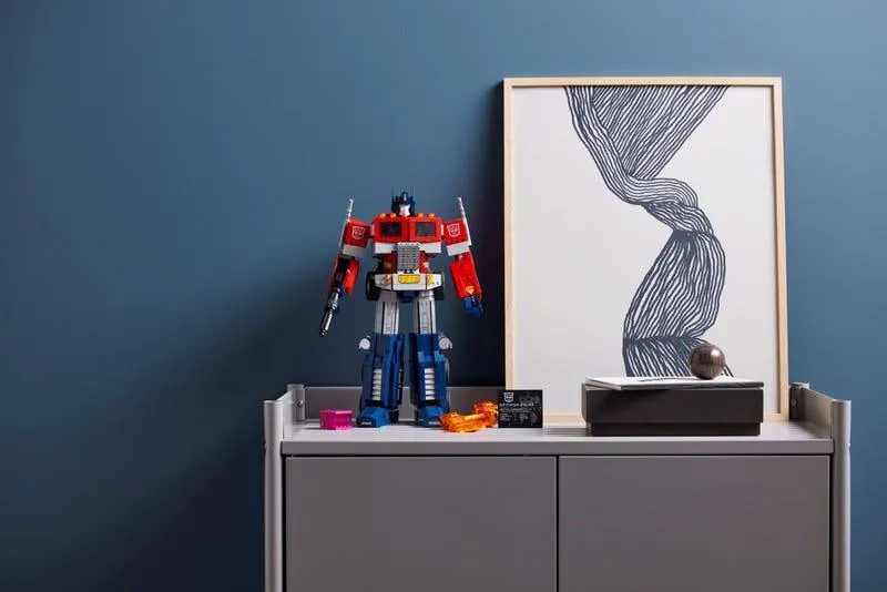 LEGO ICONS 10302 Optimus Prime