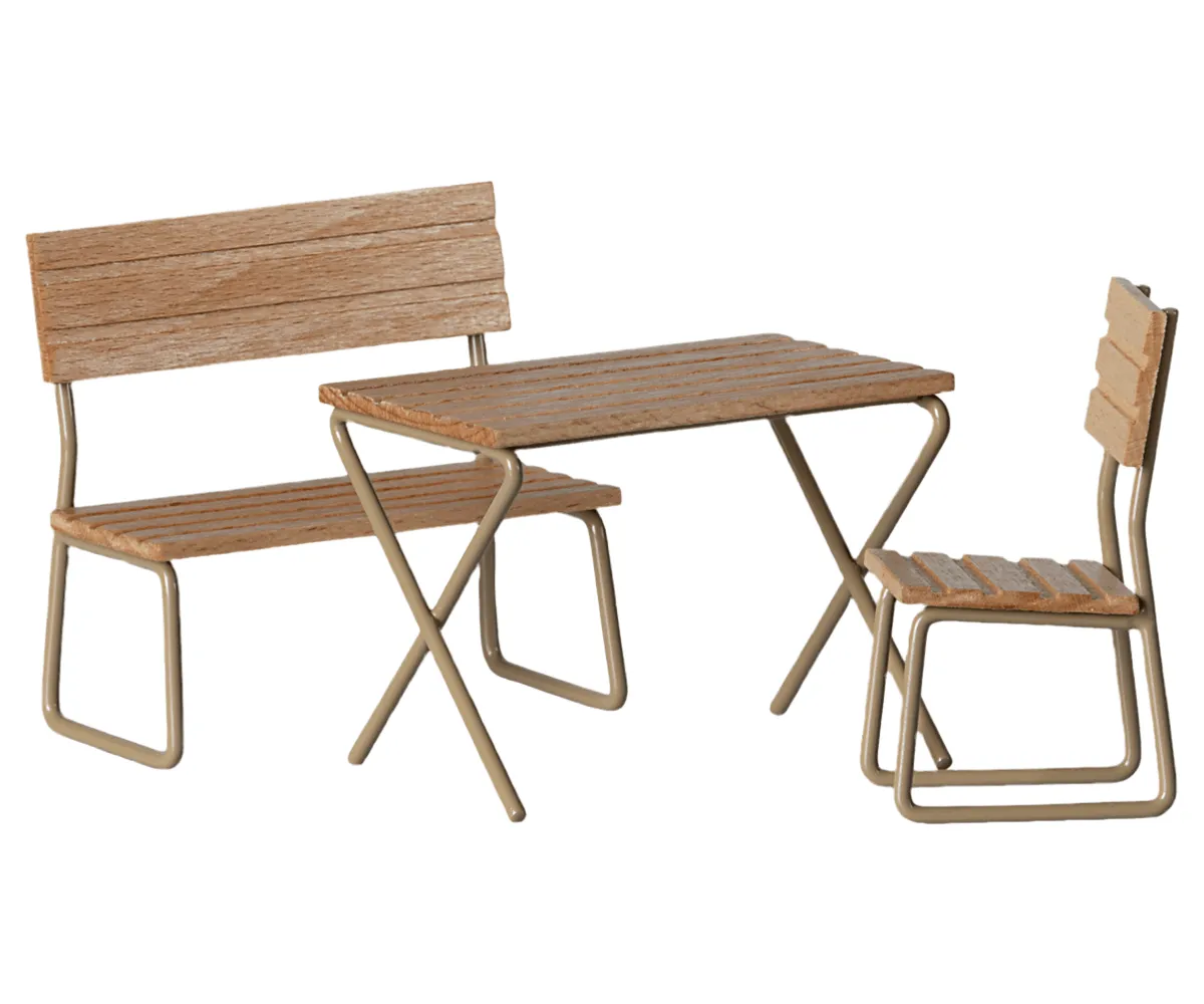 Maileg Garden Table and Bench Mouse Sized SS25: NEW ARRIVAL