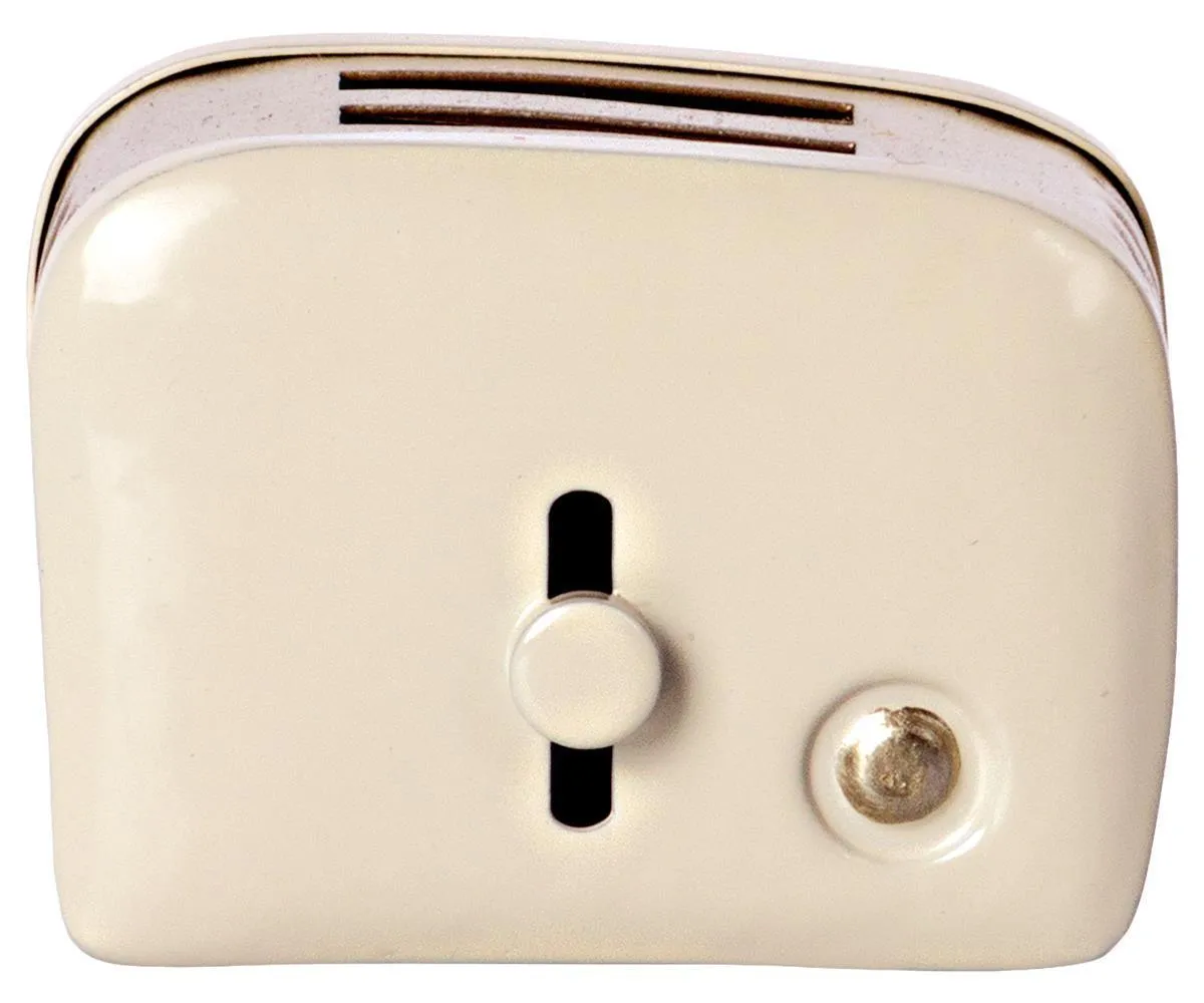Maileg New Toaster with Bread  Off White Bunny/ Teddy Size 1-6 scale