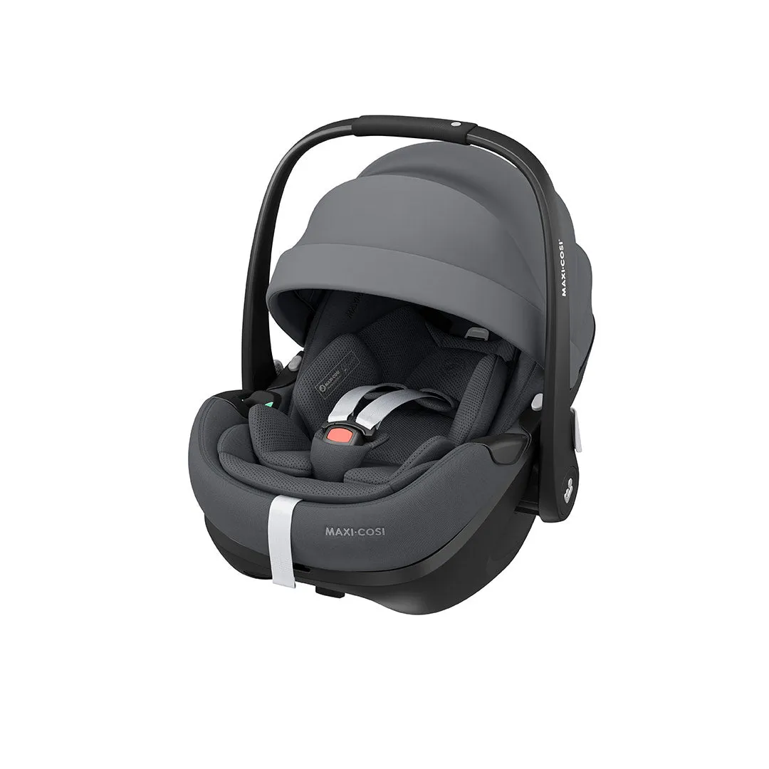 Maxi-Cosi Fame Pushchair   Pebble 360 Pro 2 Travel System