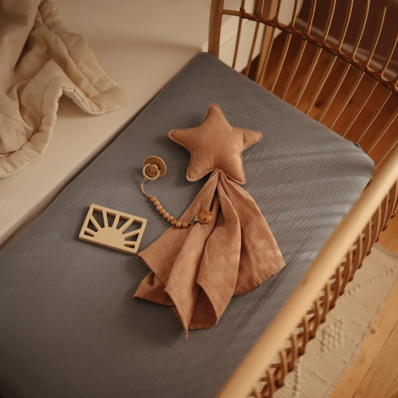 Mushie Soft Muslin Cot Fitted Sheet | Tradewinds