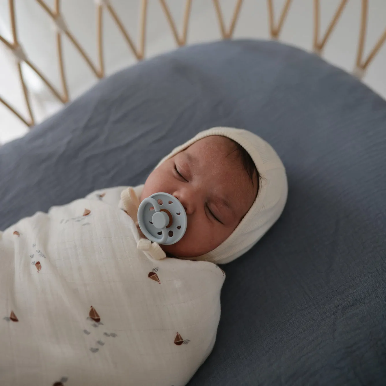 Mushie Soft Muslin Cot Fitted Sheet | Tradewinds