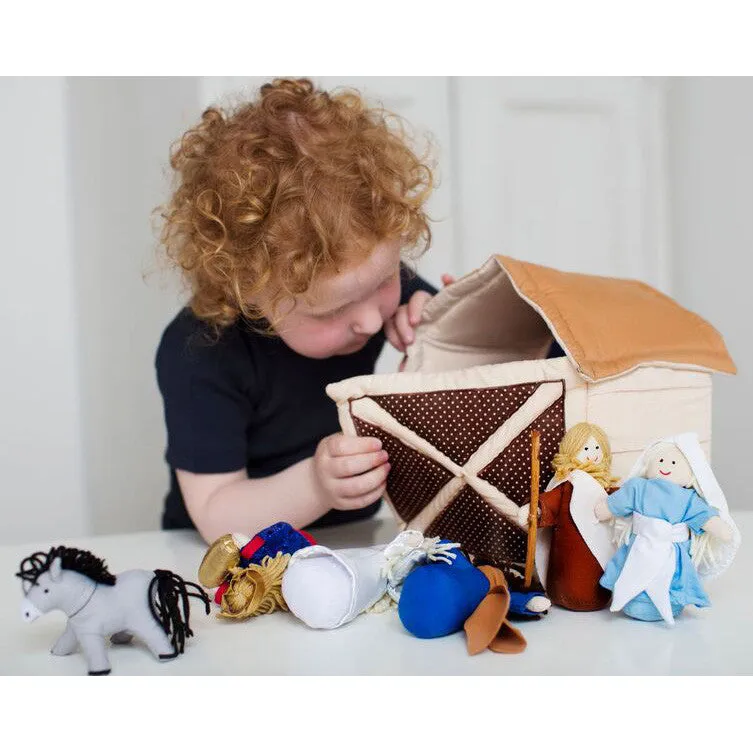 Oskar and Ellen Nativity Set
