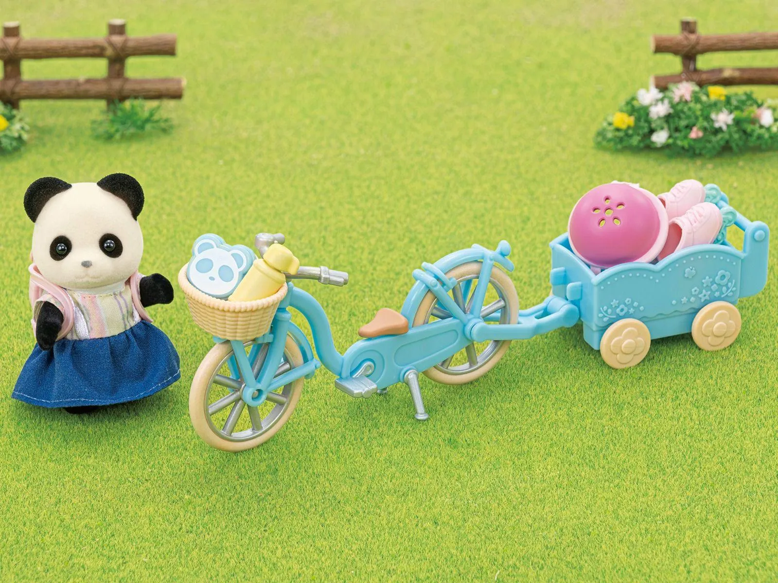 Sylvanian Families Cycle & Skate Set - Panda Girl