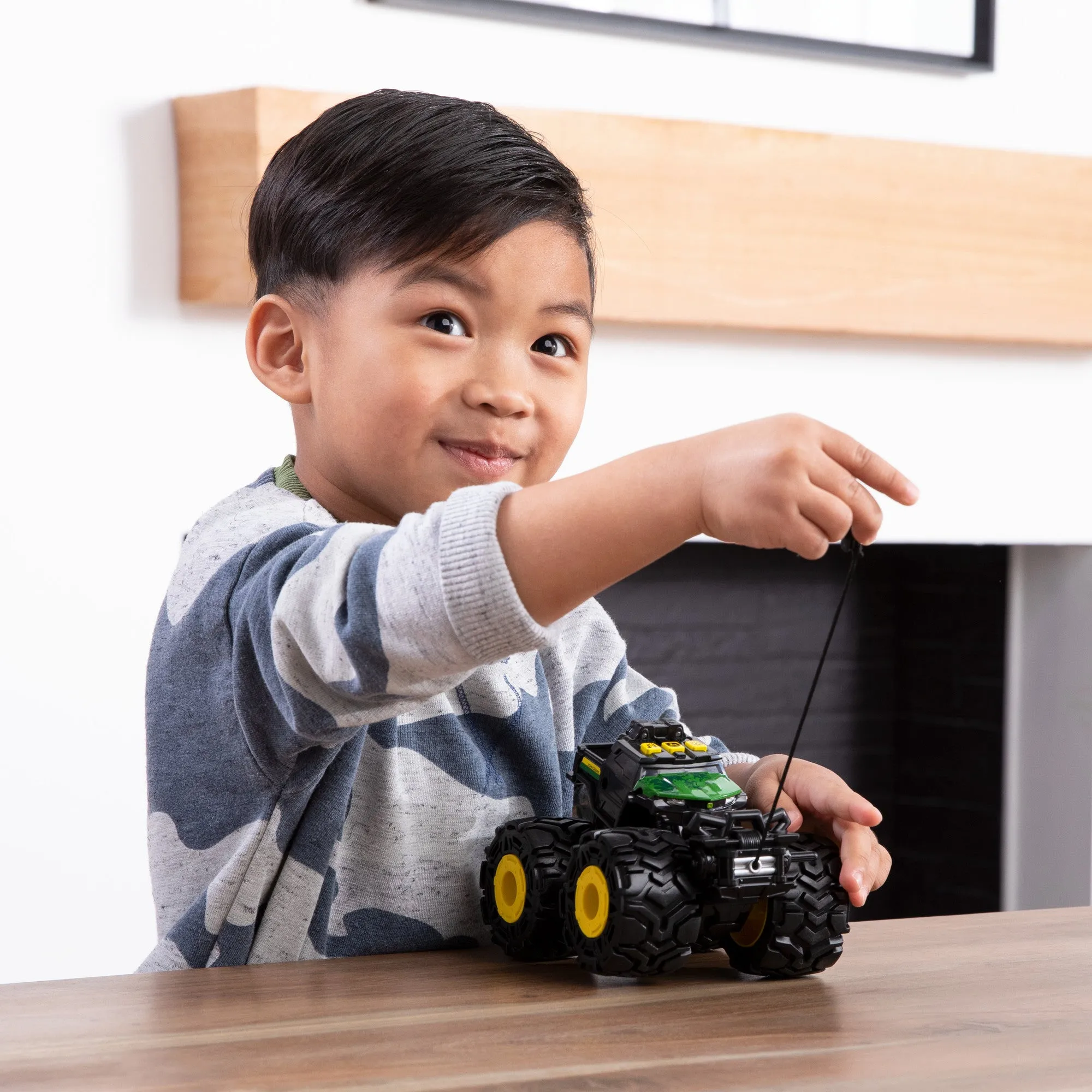 TOMY John Deere Kids 6 Inch Monster Treads Lights & Sounds Vehicle Gator