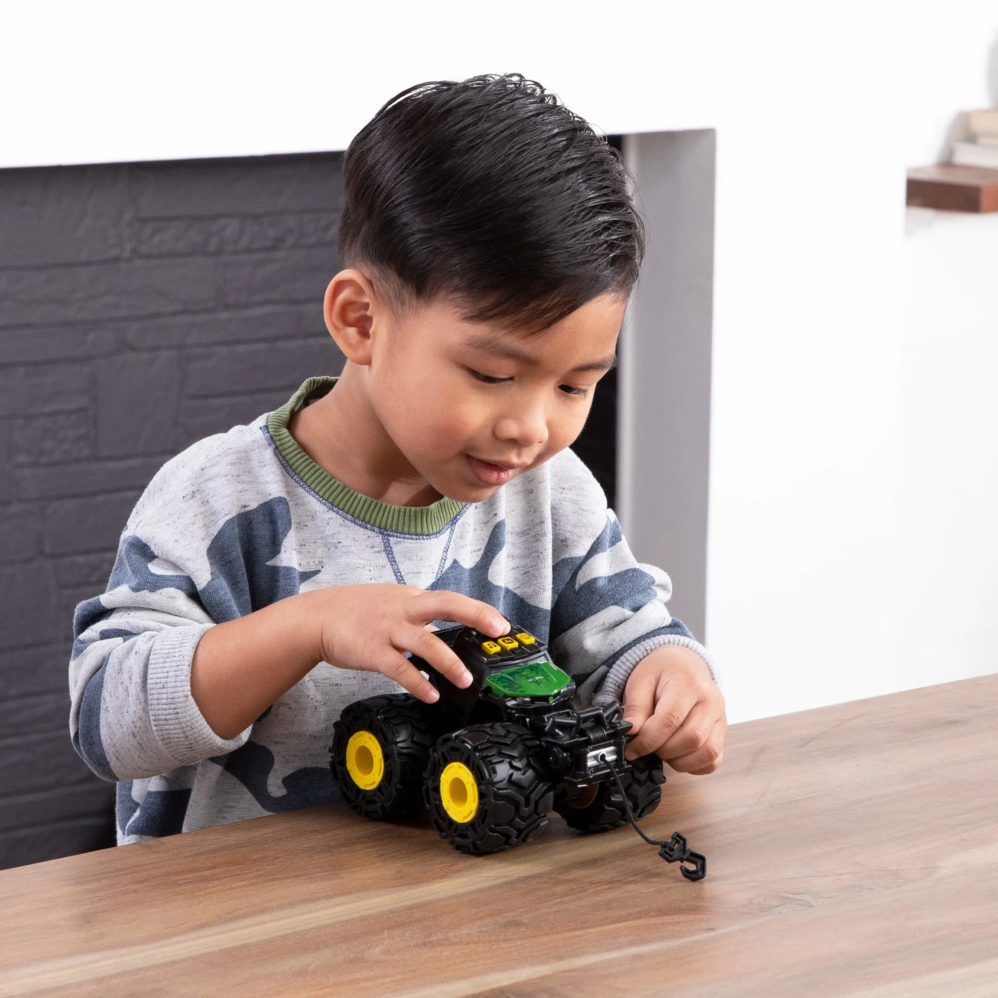 TOMY John Deere Kids 6 Inch Monster Treads Lights & Sounds Vehicle Gator