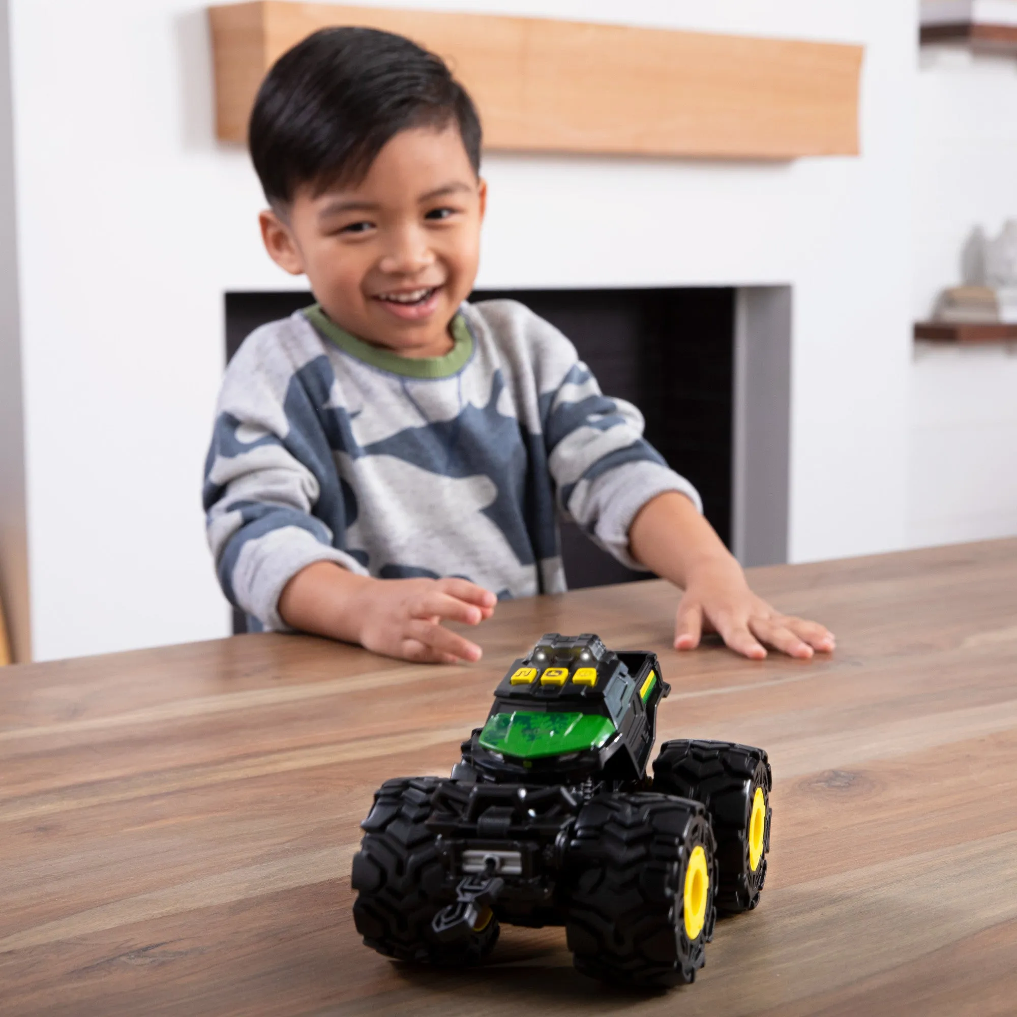 TOMY John Deere Kids 6 Inch Monster Treads Lights & Sounds Vehicle Gator