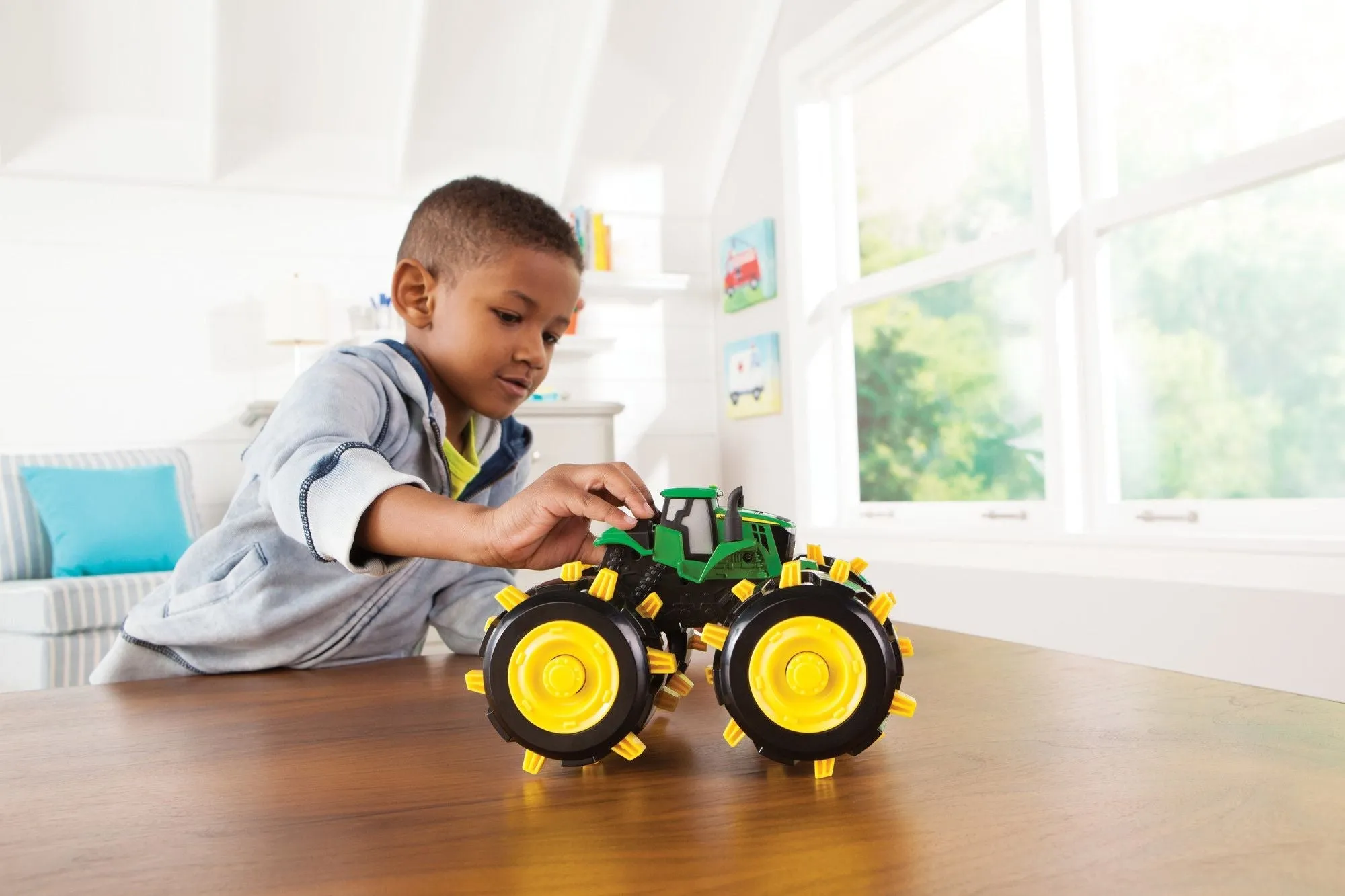 TOMY John Deere Monster Treads Spike Treads Tractor